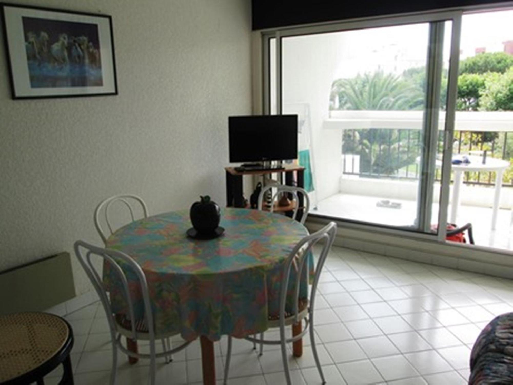 Vittoria Immobilier 3 - Reglement Sur Place - Cheques Vacances Acceptes La Grande-Motte Habitación foto